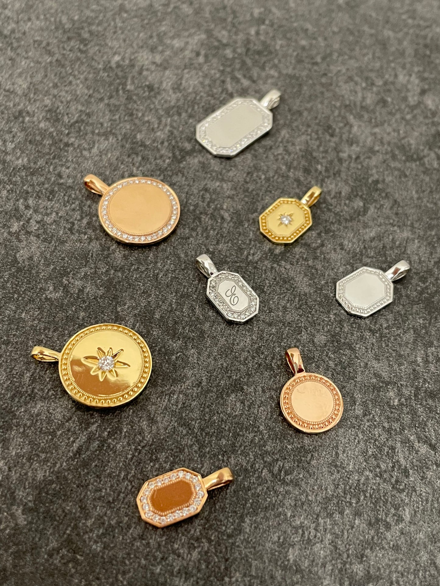 Large Round Pendent - Yellow Gold