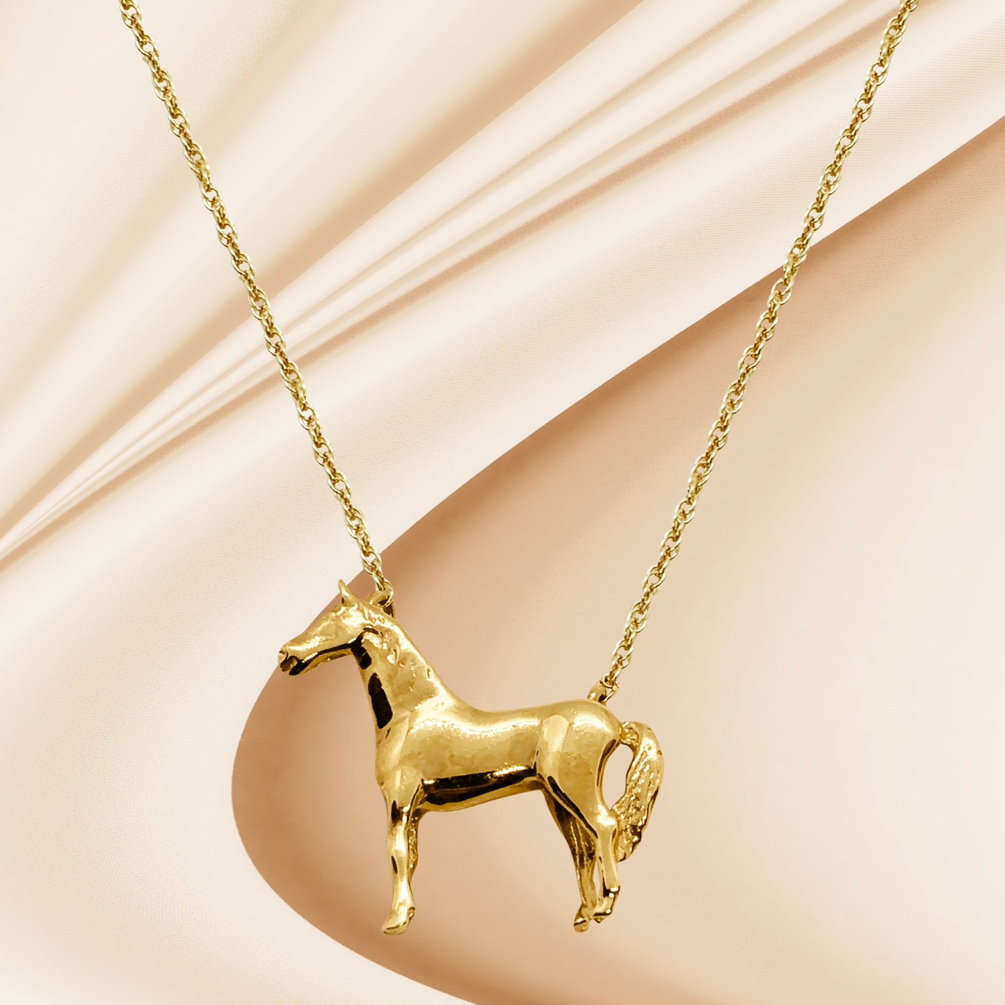 Horse necklace