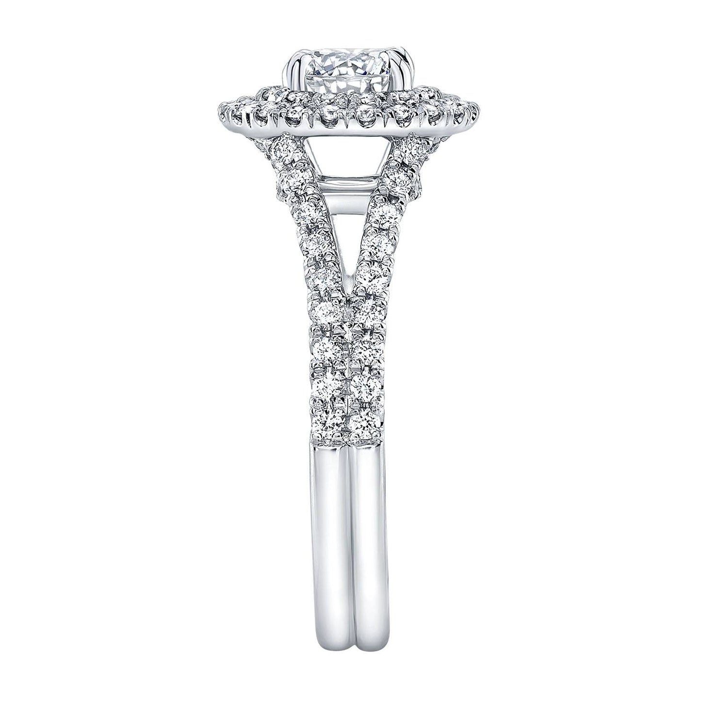 Round Diamond Engagement Ring