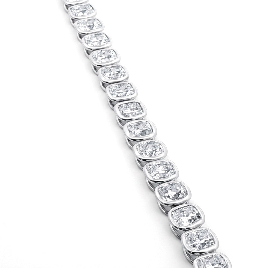 Grand Cushion-Cut Diamond Bezel-Set Tennis Bracelet in Platinum