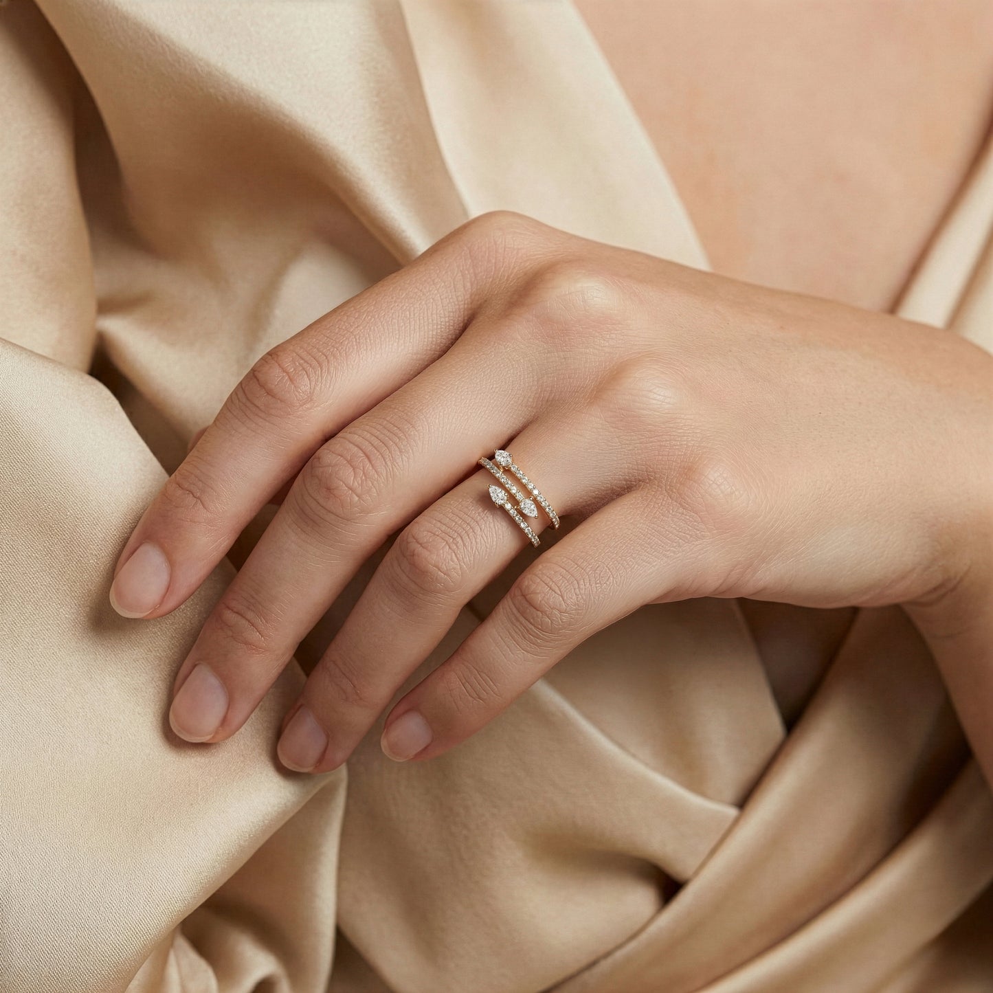 Shooting Arrows Embrace Ring