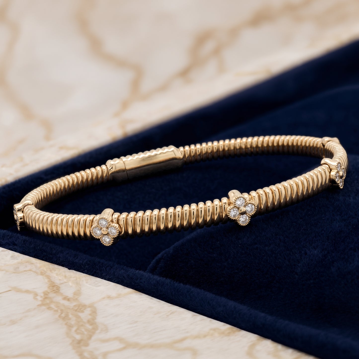 Lucent Diamond Fleur Flexi Bracelet Petite