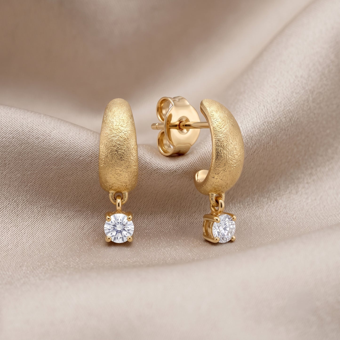 Lucent's Yellow Gold Diamond Drop Earrings