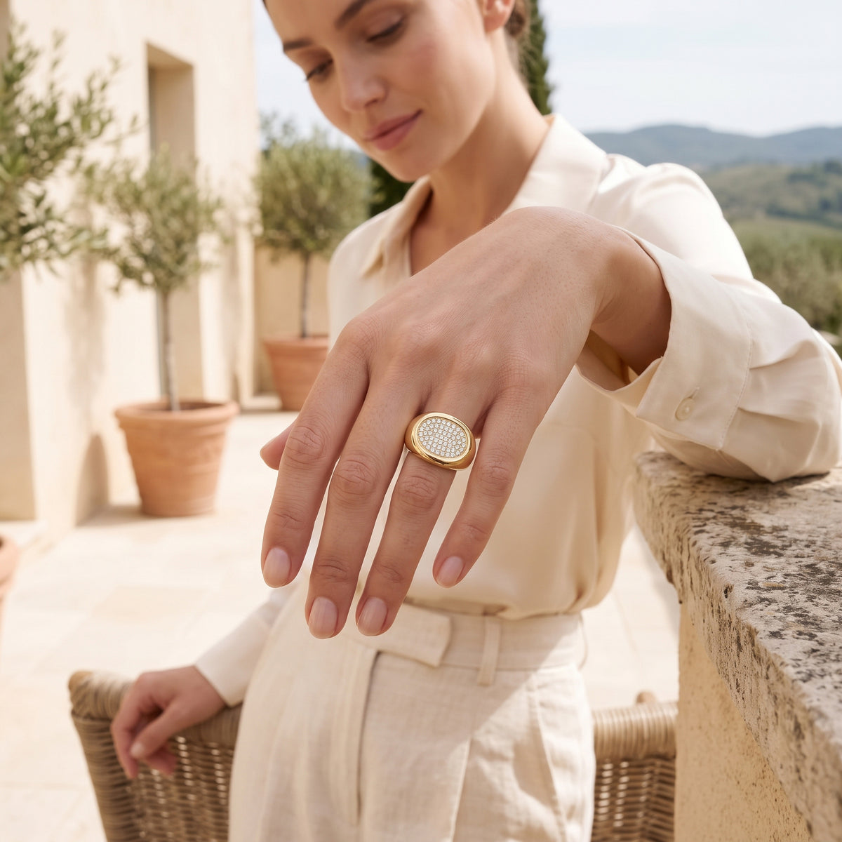 Yellow Gold Club Ring with Diamonds
