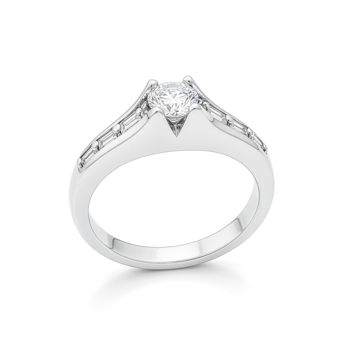 Round Brilliant & Baguette Diamond Ring in White Gold