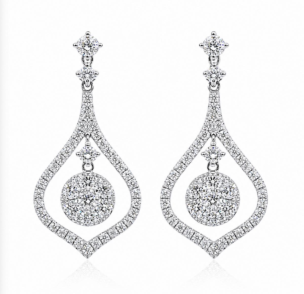 18k White Gold Diamond Teardrop Drop Earrings