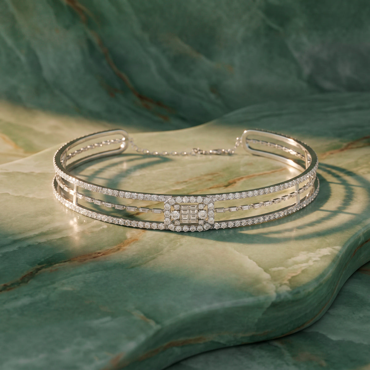 18k White Gold Baguette & Round Diamond Choker