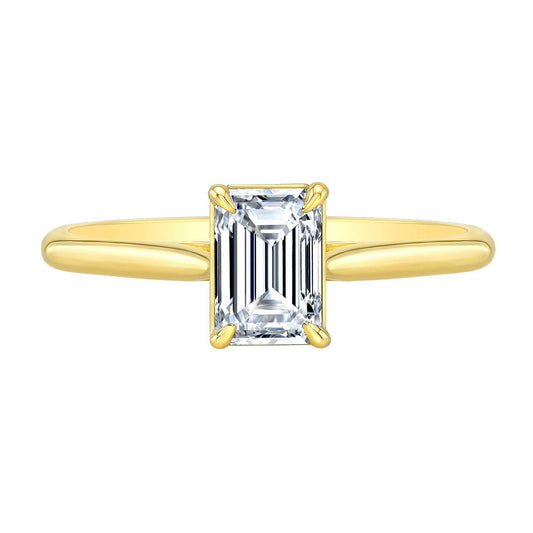 Emerald Cut Diamond Engagment Ring