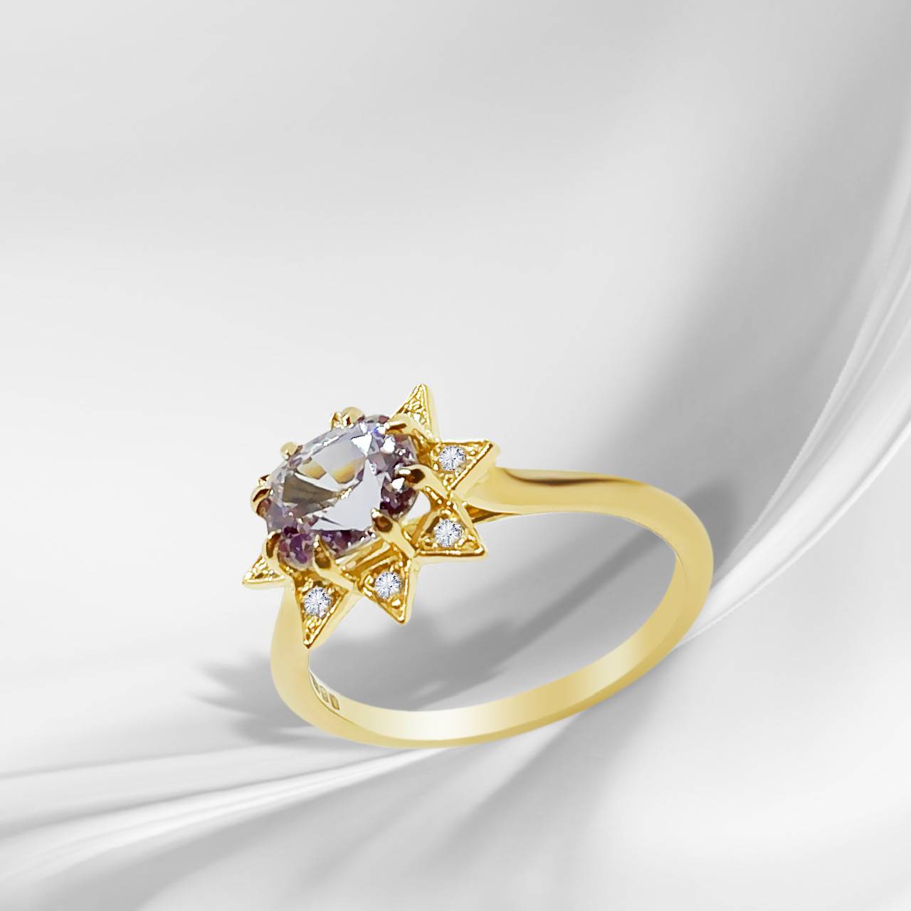 Lilac Spinel Star Ring